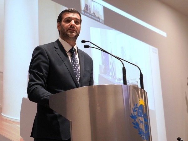 “Seguimos poniendo la ciudad en orden y no vamos a detenernos hasta que los vecinos vivan tranquilos”, dijo Martinelli