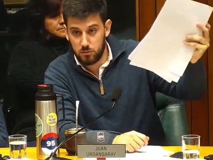Edil del FA planteó denuncias de vecinos de Pan de Azúcar respecto a vehículos del Municipio haciendo tareas en casas particulares