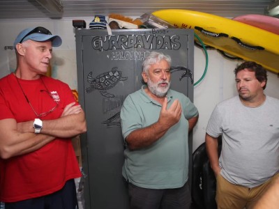 Pígola visitó la Brigada de Guardavidas y agradeció por su tarea en temporada