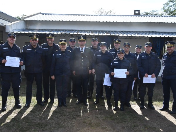 distinguidos, policias, reconocimiento, julio pioli,