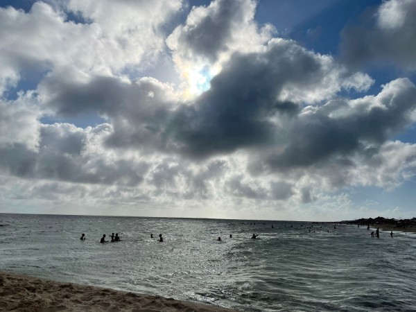 Comienzo de semana con altas temperaturas, desmejora el miércoles con mínimas de 3º