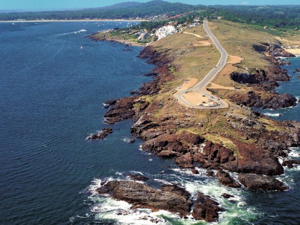 punta ballena, ministro de ambiente