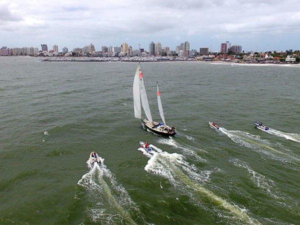 La carrera transoceánica "Ocean Globe Race" partió este martes desde Punta del Este