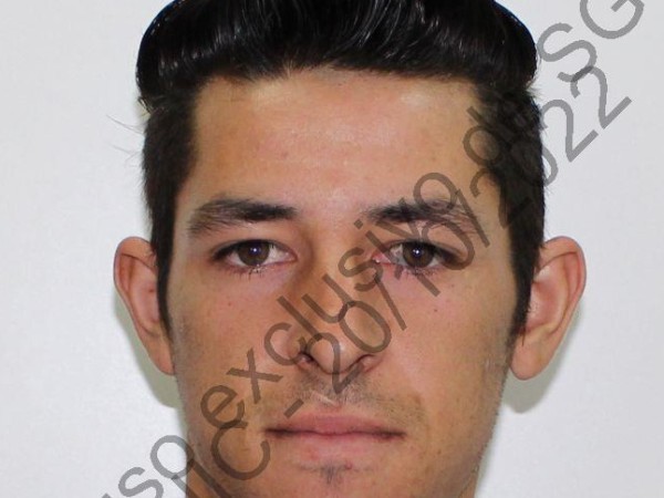 Dos sujetos fueron detenidos infraganti cuando pretendían robar una moto