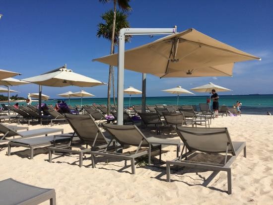 Reposeras y sombrillas en playas: “Vamos a estar controlando y vamos a estar multando”