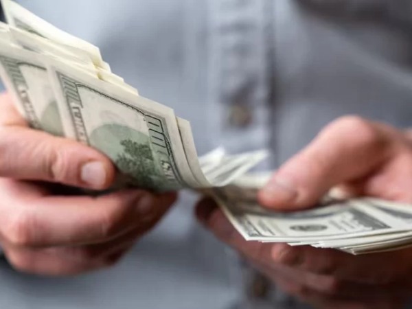 Argentina eliminará el cepo cambiario tras cerrar acuerdo de USD 20.000 millones con el FMI
