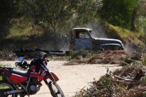 Una persona calcinada apareció en el interior de un vehículo en la zona de Rincón del Indio