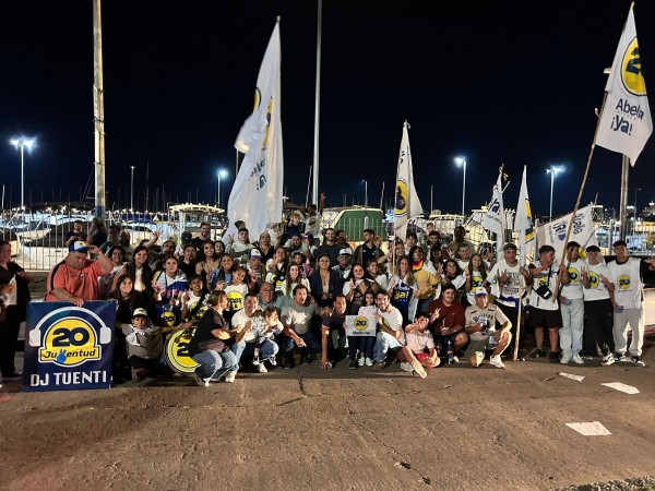 Bullicioso domingo en la Península, donde listas y partidos aprovecharon para una intensa militancia