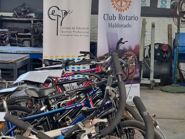 bicicletas, chacras policiales, UTU, rotary club,