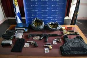 Coletazo de la caída de Dani Larrechart y su banda: incautaron armas, municiones y drogas en Maldonado Nuevo