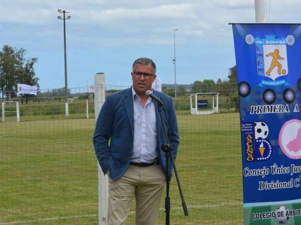 Nuevo complejo deportivo tendrá 31 hás. y permitirá desarrollar fútbol, fútbol infantil, rugby, pesca y náutica sin motor