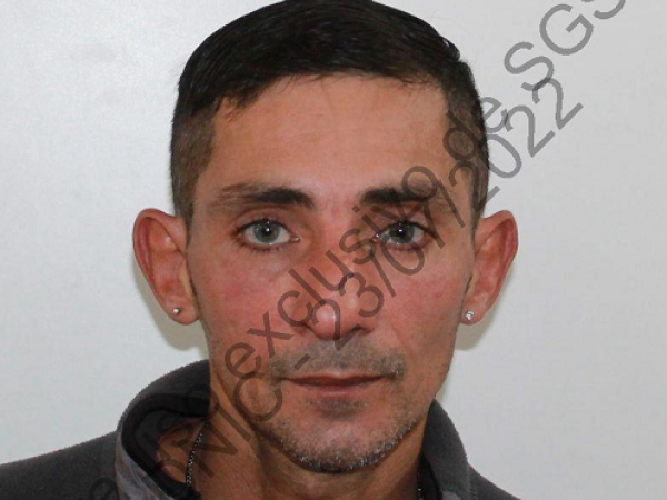Rapiñero amenazó y golpeó a un transeúnte
