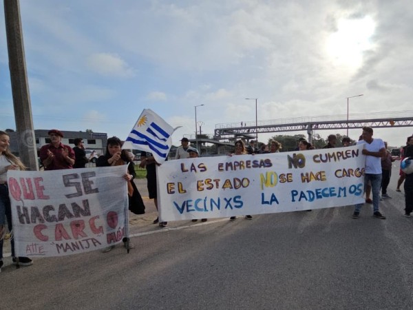 Vecinos de La Capuera realizaron manifestación por obras de infraestructura sin finalizar
